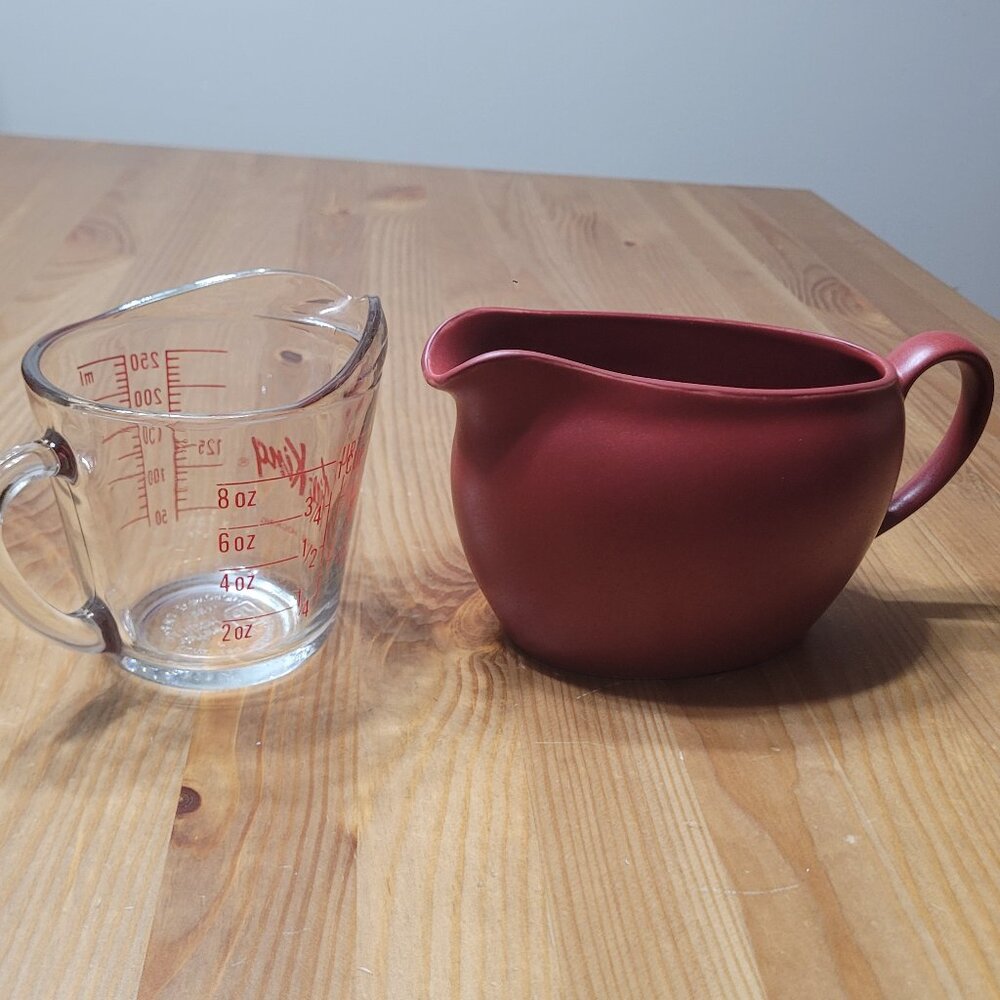 Noritake Colorwave Raspberry Gravy Boat - Picture 2 of 4